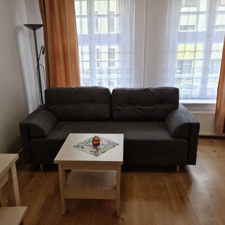 Apartament De Luxe Emily เยเลเนียกูรา ภายนอก รูปภาพ