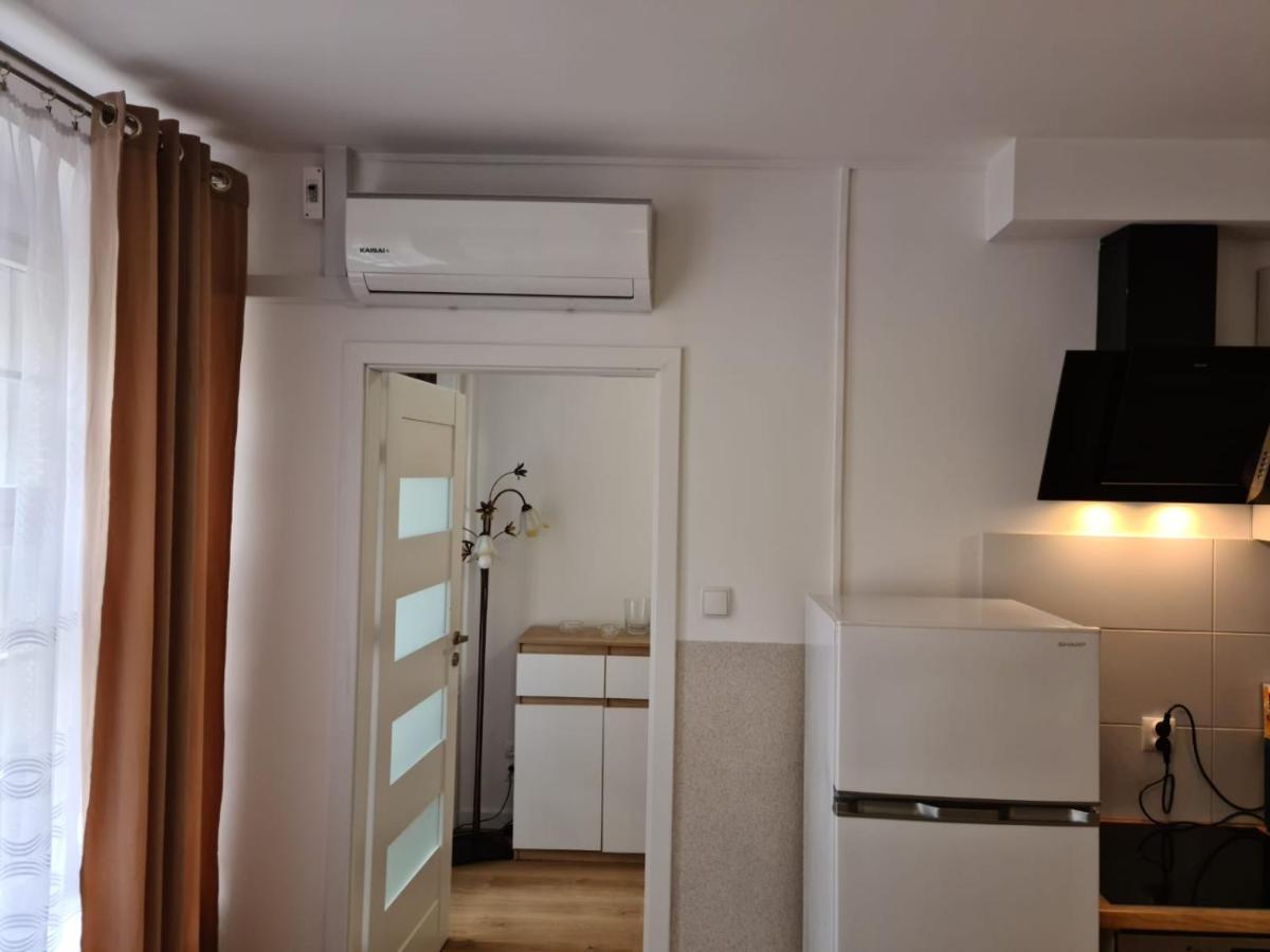 Apartament De Luxe Emily เยเลเนียกูรา ภายนอก รูปภาพ